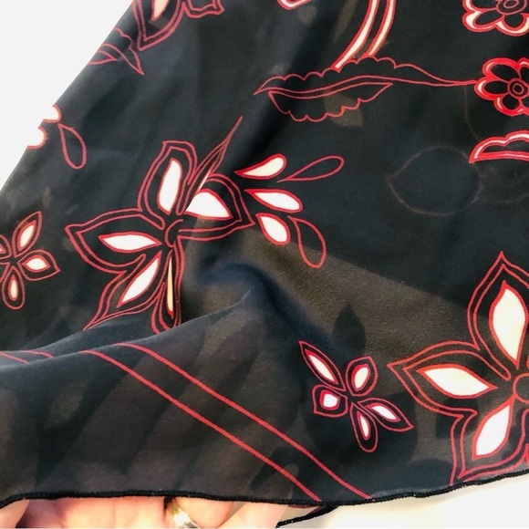 Two Roads Large (14-16) Unique Asymmetrical Floral Tunic Top - Picture 3 of 10